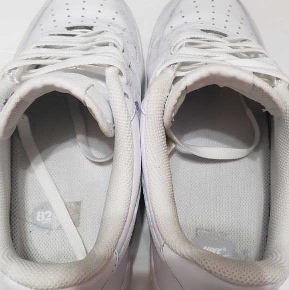 Nike 315122-111 Air Force 1 '07 US 8 Athletic Men - Picture 6 of 8